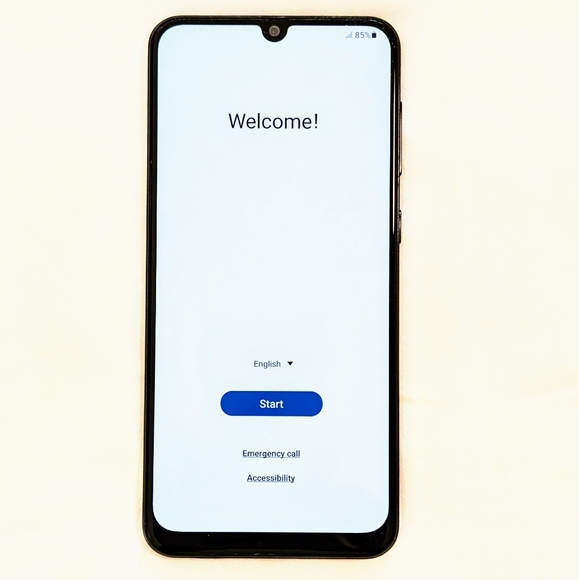 Samsung Galaxy A50 Locked TracFone  - Black - 64 GB EUC - Picture 7 of 10